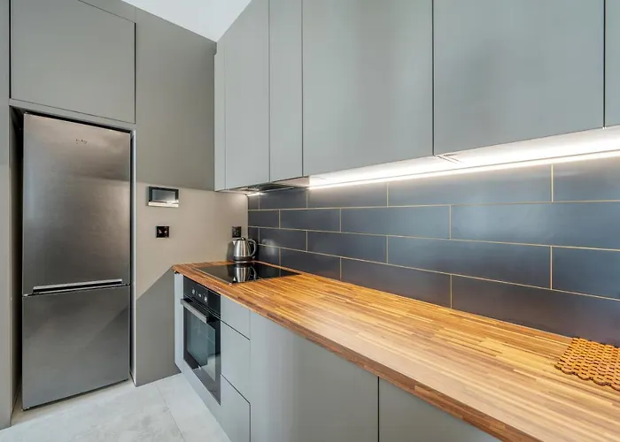 Retreat - Parking, Terrace & Garden - By Rentujemy 公寓 罗兹