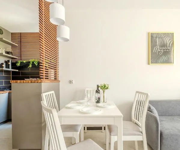 Retreat - Parking, Terrace & Garden - By Rentujemy 公寓 *