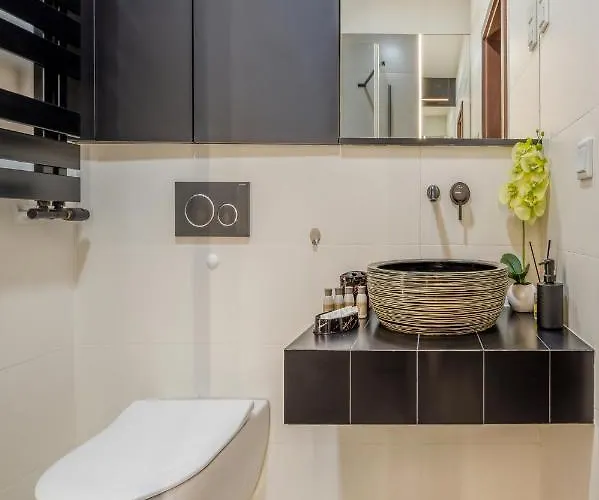 公寓 Retreat - Parking, Terrace & Garden - By Rentujemy 罗兹